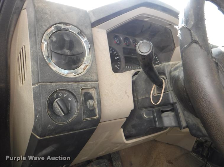 image for item K5896 2008 Ford F350 Super Duty Crew Cab pickup truck