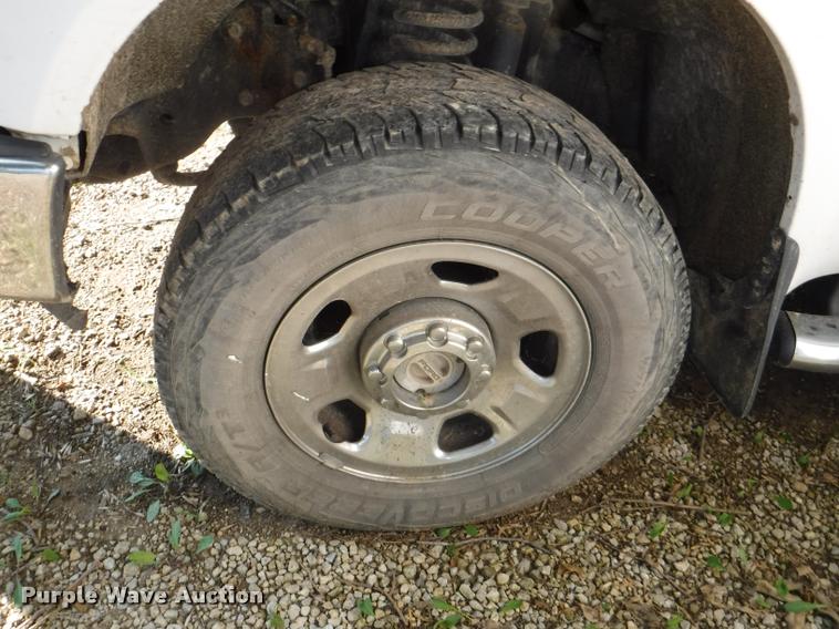 image for item K5896 2008 Ford F350 Super Duty Crew Cab pickup truck