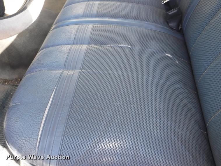 image for item K5969 1990 Ford F150 Custom pickup truck