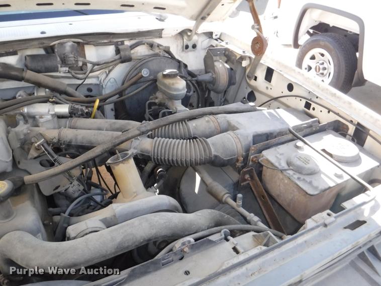 image for item K5969 1990 Ford F150 Custom pickup truck