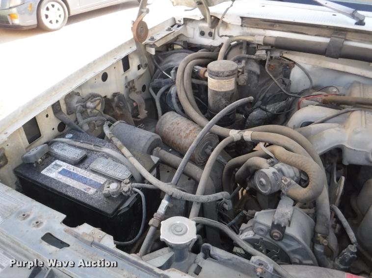 image for item K5969 1990 Ford F150 Custom pickup truck