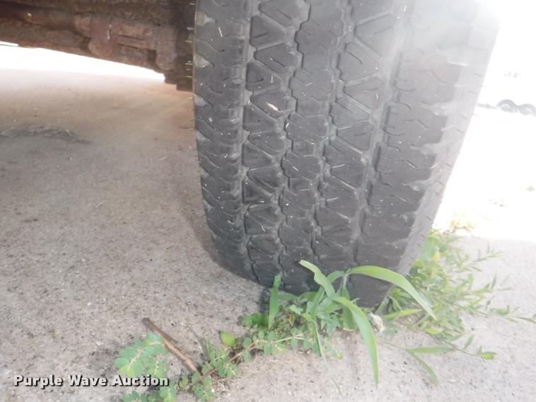 image for item K5969 1990 Ford F150 Custom pickup truck