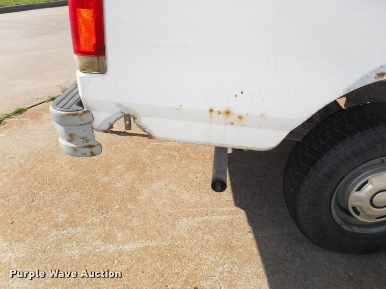 image for item K5969 1990 Ford F150 Custom pickup truck