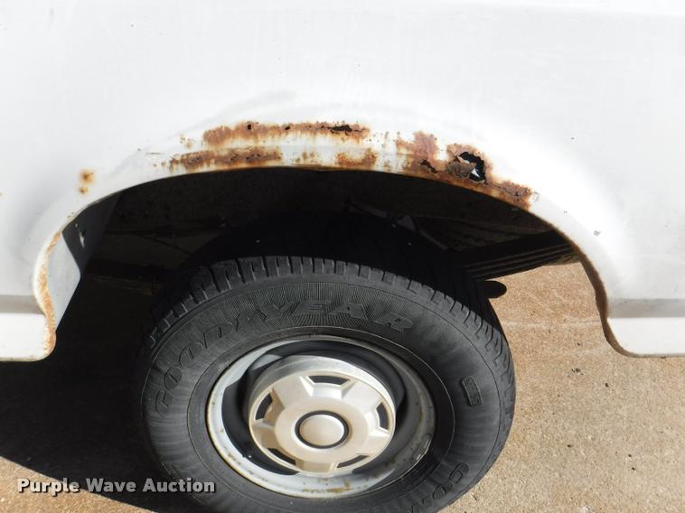 image for item K5969 1990 Ford F150 Custom pickup truck