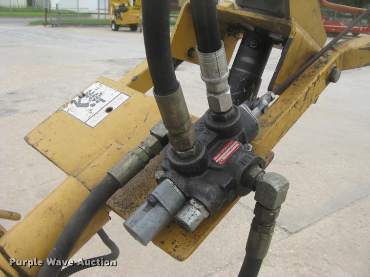 image for item L2274 Mackissic Easy auger