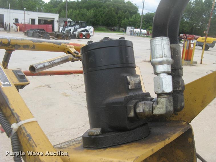 image for item L2274 Mackissic Easy auger