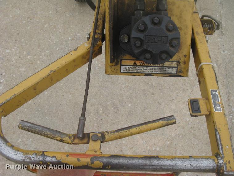 image for item L2274 Mackissic Easy auger