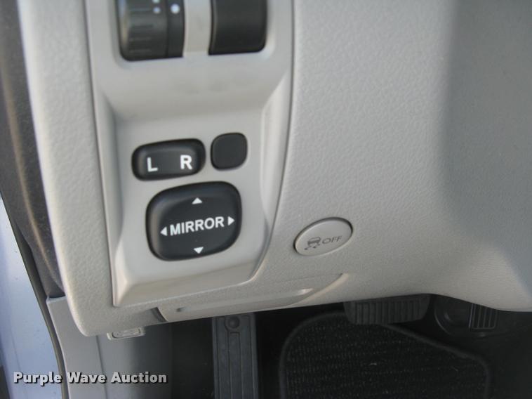 image for item L2307 2011 Subaru Forester SUV