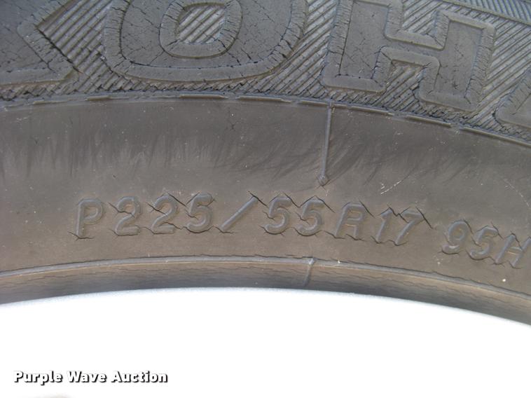 image for item L2307 2011 Subaru Forester SUV