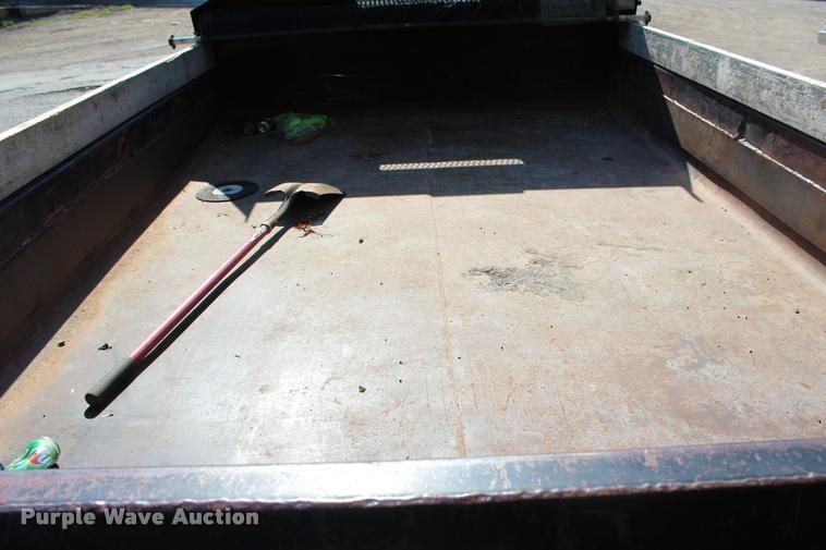 image for item L3179 2000 Ford F550 XL dump truck