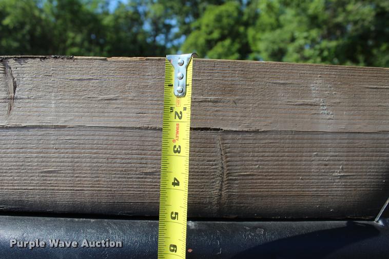 image for item L3179 2000 Ford F550 XL dump truck