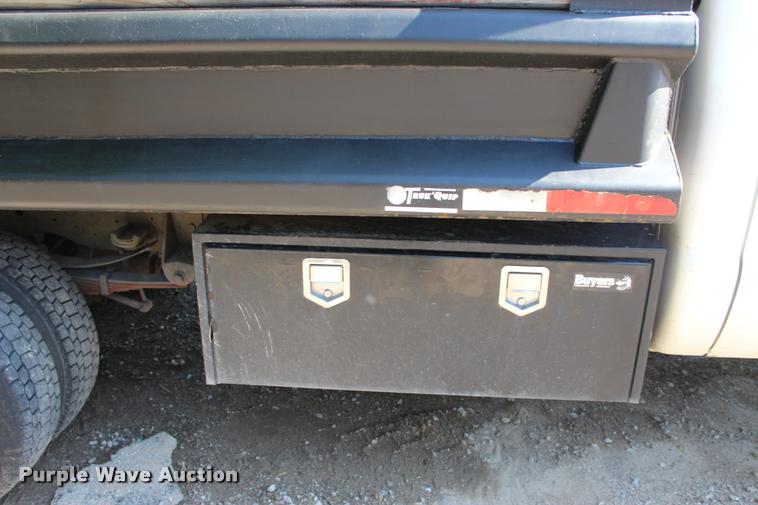 image for item L3179 2000 Ford F550 XL dump truck