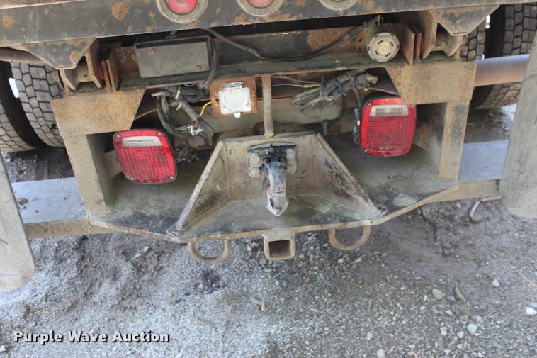 image for item L3179 2000 Ford F550 XL dump truck