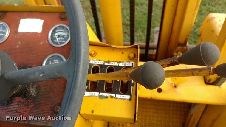 image for item L5628 Massey Ferguson 2500 rough terrain forklift