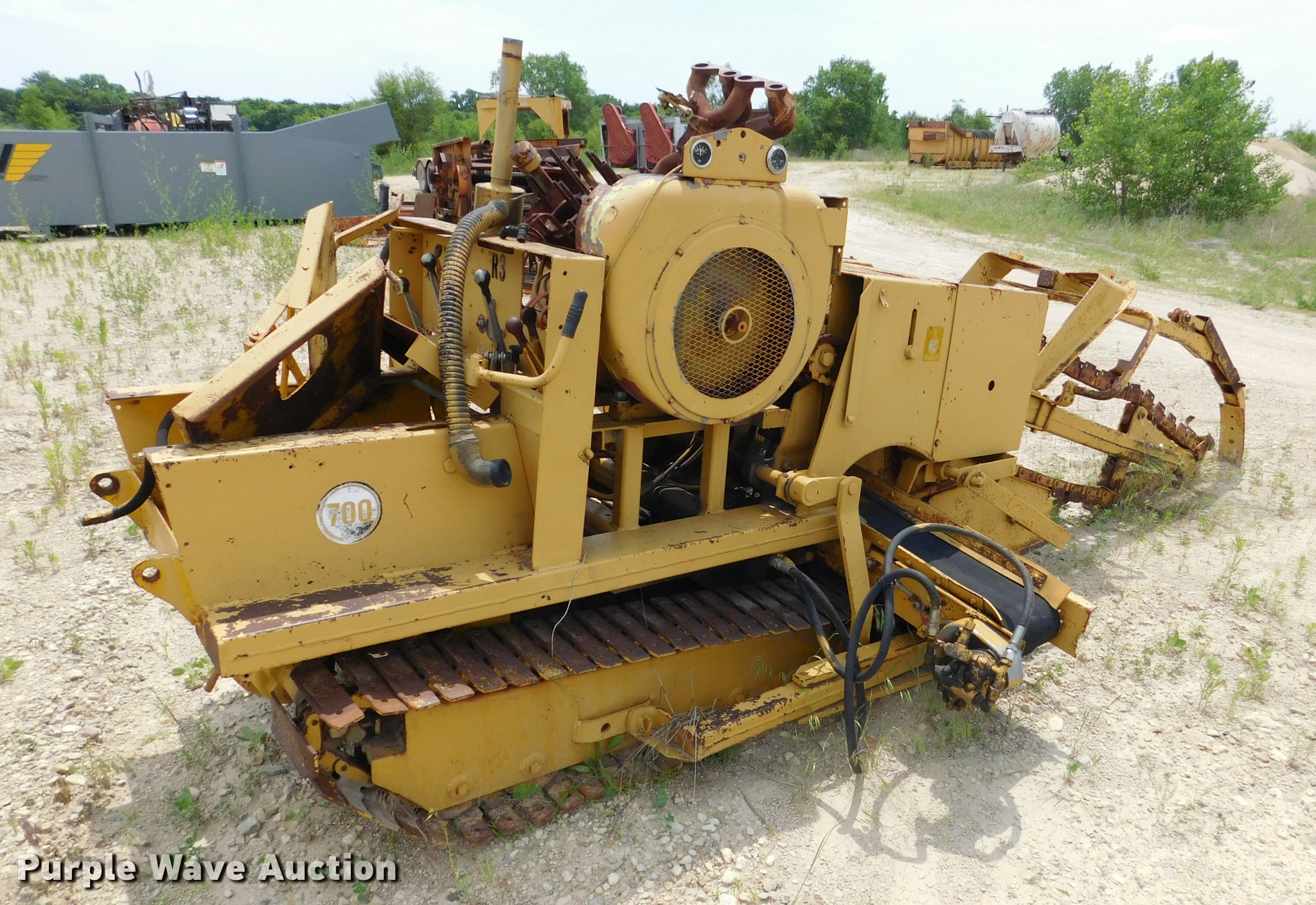 Case Davis trencher in Concordia, KS Item DE9779 sold Purple Wave