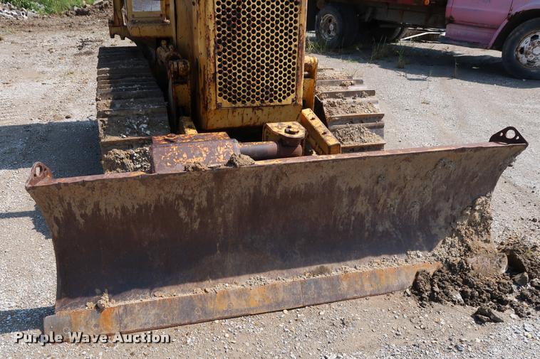 image for item BV9173 Caterpillar D3 dozer