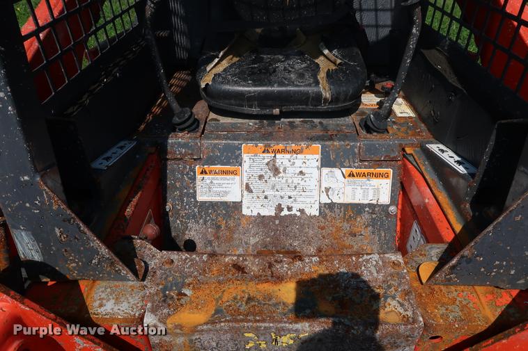 image for item BV9174 Thomas 243HD skid steer