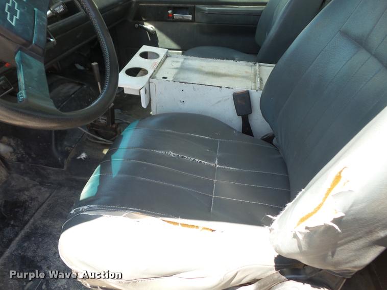 image for item DA6491 2001 Chevrolet C8500 bucket truck