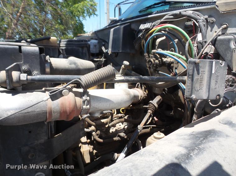 image for item DA6491 2001 Chevrolet C8500 bucket truck