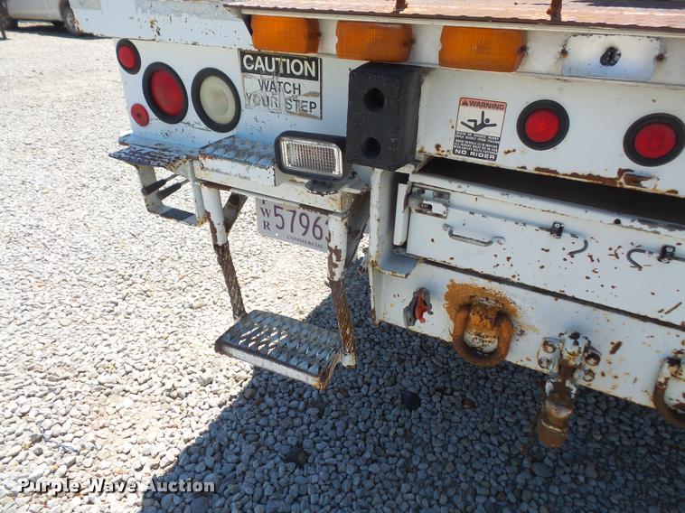 image for item DA6491 2001 Chevrolet C8500 bucket truck