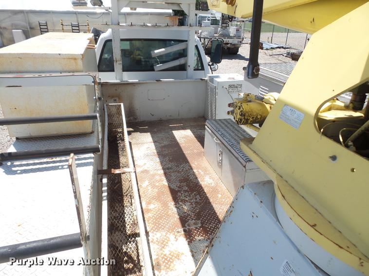 image for item DA6491 2001 Chevrolet C8500 bucket truck