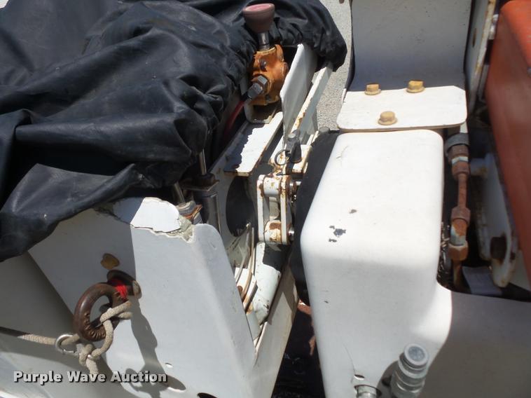 image for item DA6491 2001 Chevrolet C8500 bucket truck