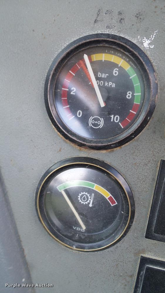 image for item DA6825 1999 Volvo A35C haul truck