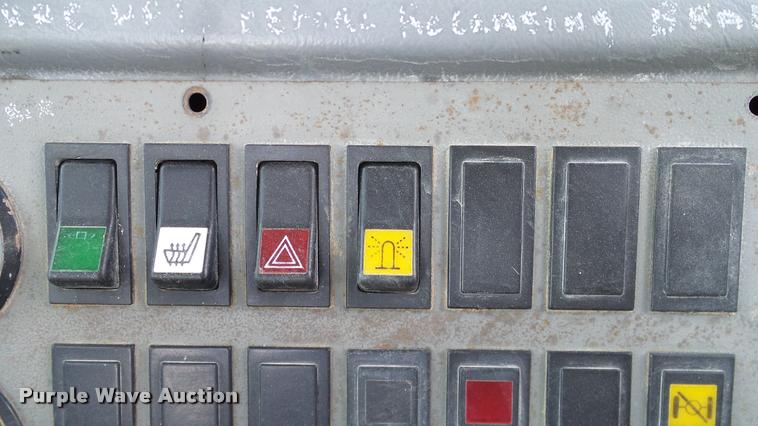 image for item DA6825 1999 Volvo A35C haul truck