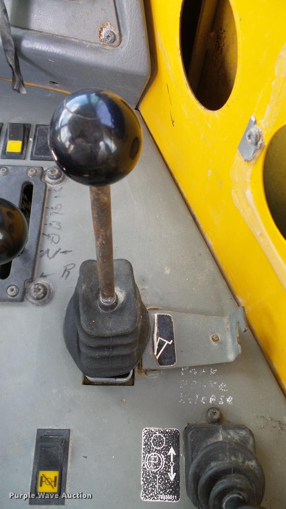 image for item DA6825 1999 Volvo A35C haul truck