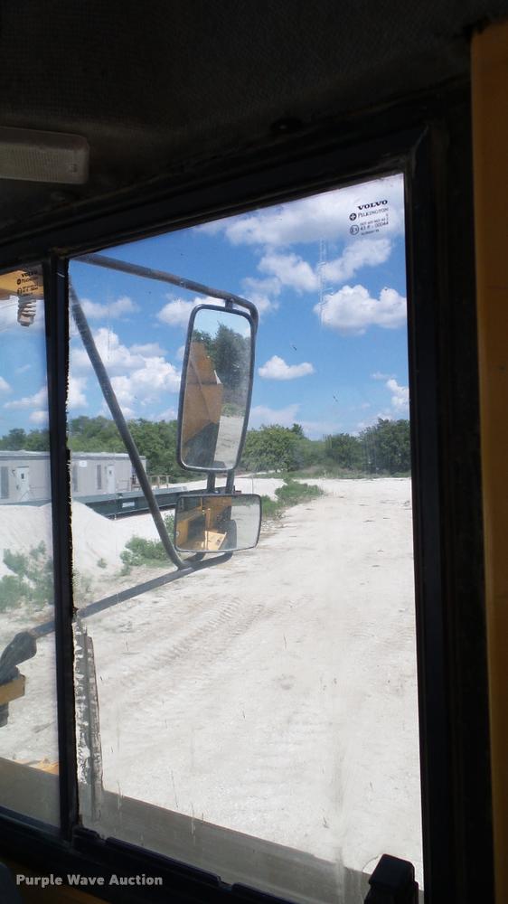 image for item DA6825 1999 Volvo A35C haul truck