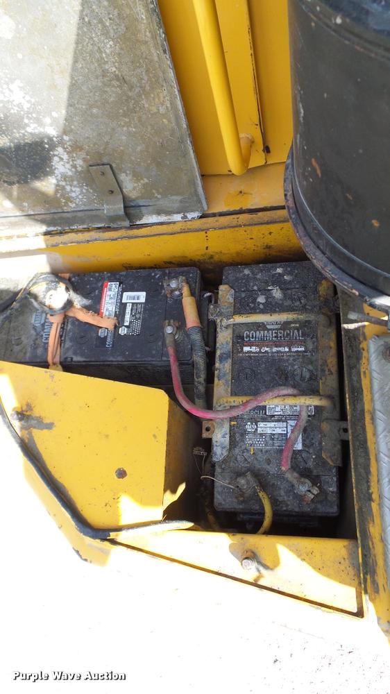 image for item DA6825 1999 Volvo A35C haul truck