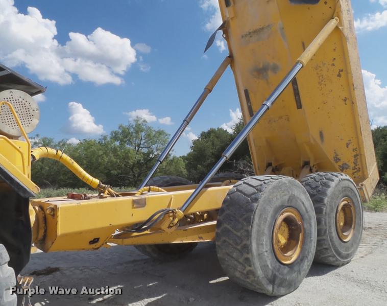 image for item DA6825 1999 Volvo A35C haul truck