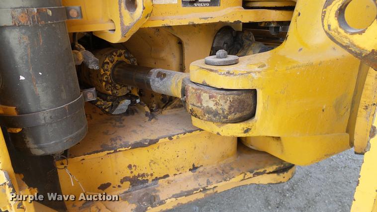image for item DA6825 1999 Volvo A35C haul truck