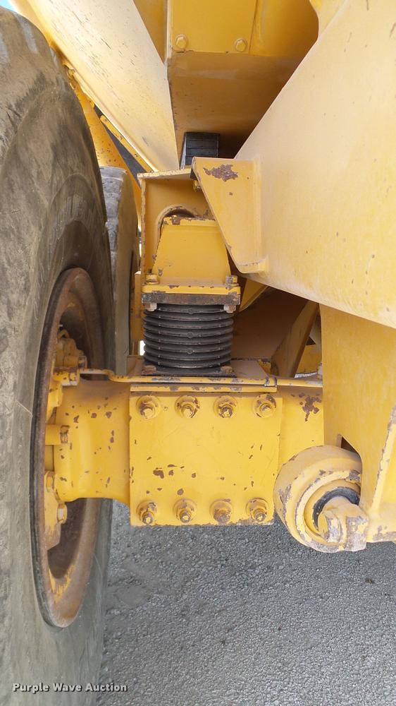 image for item DA6825 1999 Volvo A35C haul truck