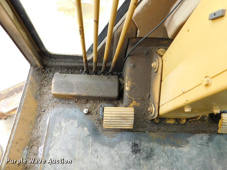 image for item DB1024 1983 Caterpillar 120G motor grader