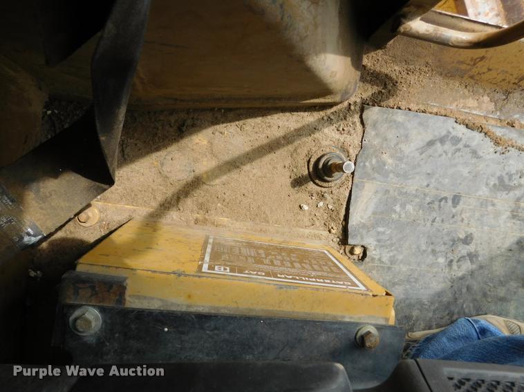 image for item DB1024 1983 Caterpillar 120G motor grader