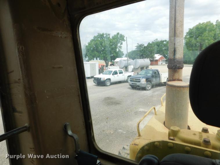 image for item DB1024 1983 Caterpillar 120G motor grader