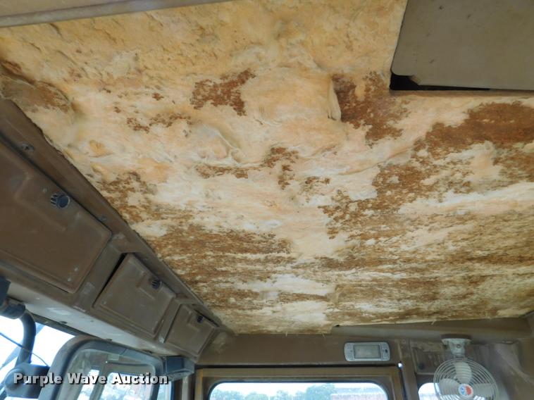 image for item DB1024 1983 Caterpillar 120G motor grader