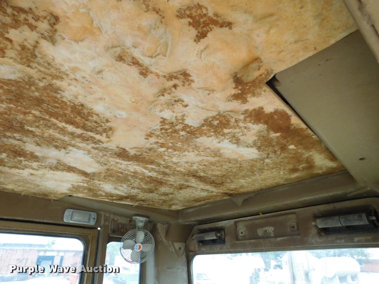 image for item DB1024 1983 Caterpillar 120G motor grader