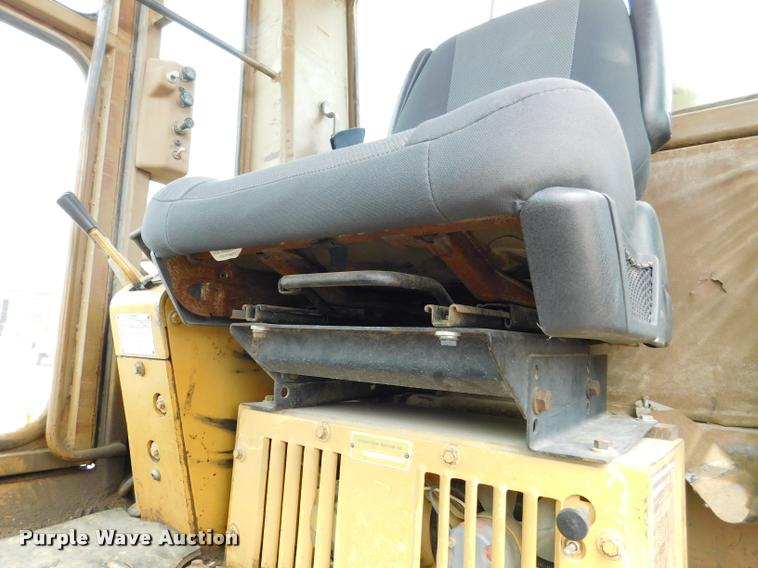 image for item DB1024 1983 Caterpillar 120G motor grader