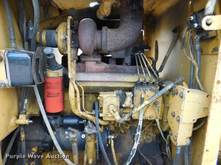 image for item DB1024 1983 Caterpillar 120G motor grader