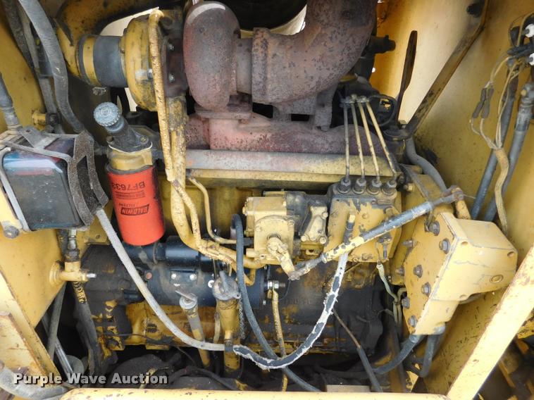 image for item DB1024 1983 Caterpillar 120G motor grader