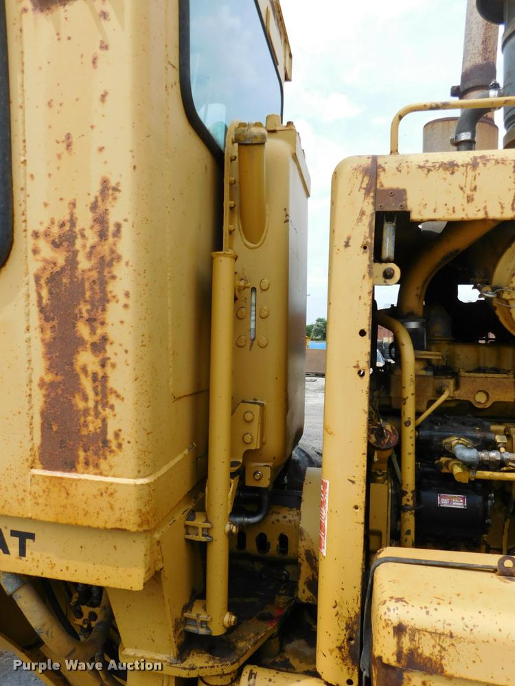 image for item DB1024 1983 Caterpillar 120G motor grader