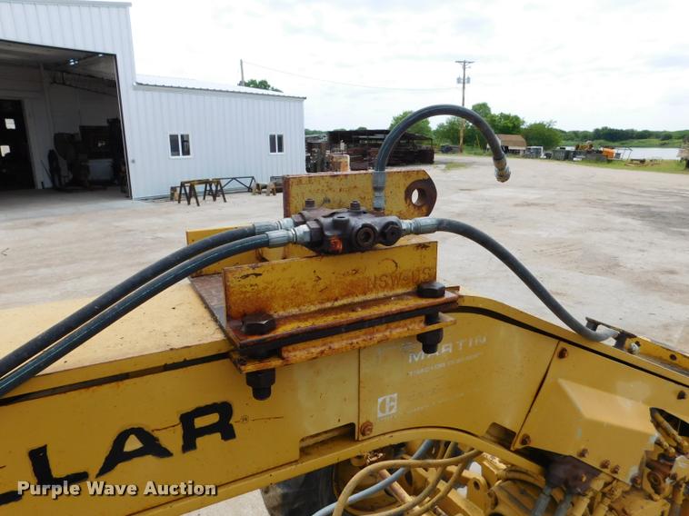 image for item DB1024 1983 Caterpillar 120G motor grader
