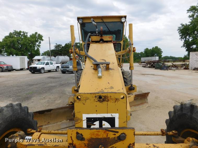 image for item DB1024 1983 Caterpillar 120G motor grader