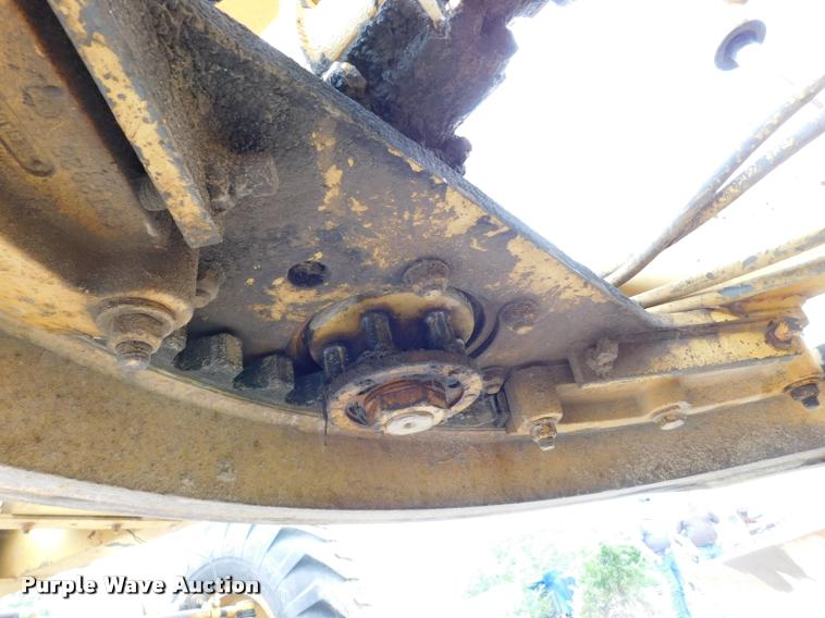 image for item DB1024 1983 Caterpillar 120G motor grader