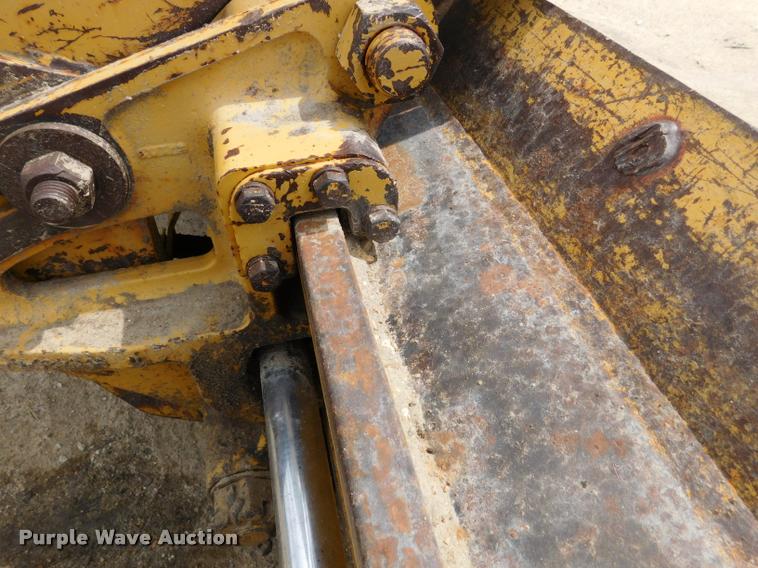image for item DB1024 1983 Caterpillar 120G motor grader