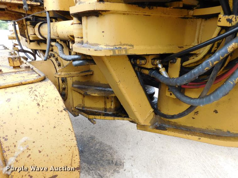 image for item DB1024 1983 Caterpillar 120G motor grader