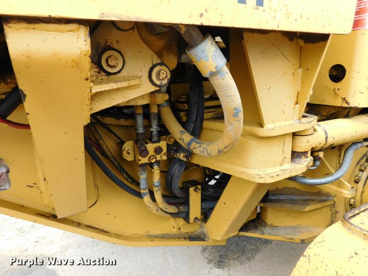 image for item DB1024 1983 Caterpillar 120G motor grader