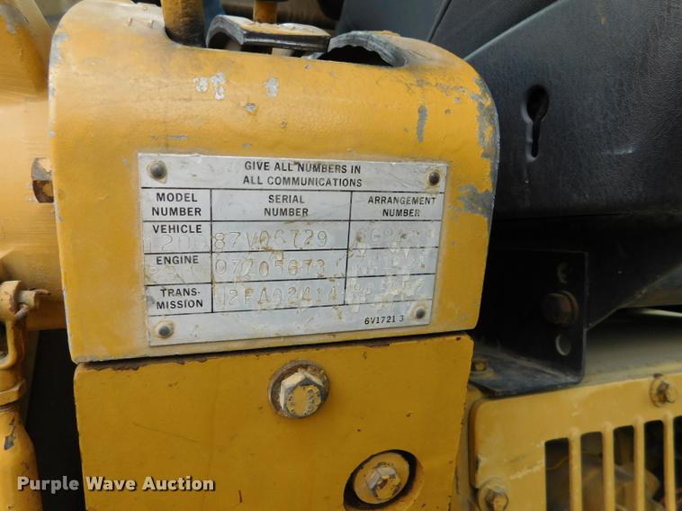 image for item DB1024 1983 Caterpillar 120G motor grader